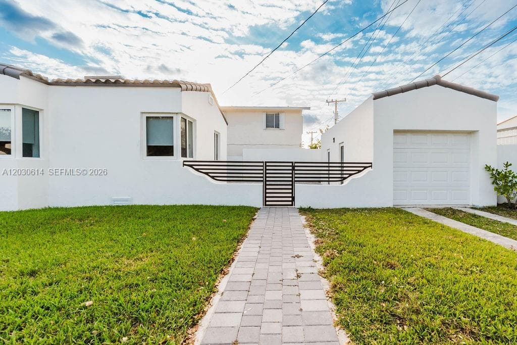 2101 SW 16th Ter, Miami FL 33145 — 43