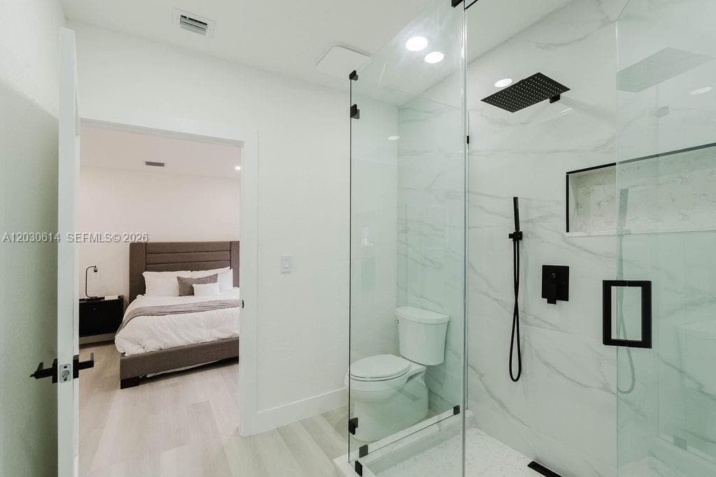 2101 SW 16th Ter, Miami FL 33145 — 12