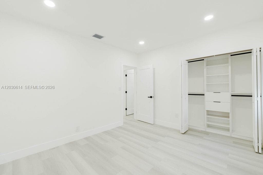 2101 SW 16th Ter, Miami FL 33145 — 22