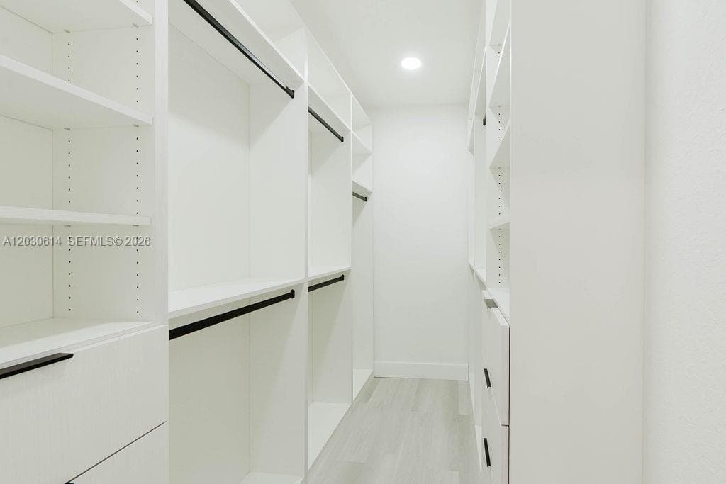 2101 SW 16th Ter, Miami FL 33145 — 14
