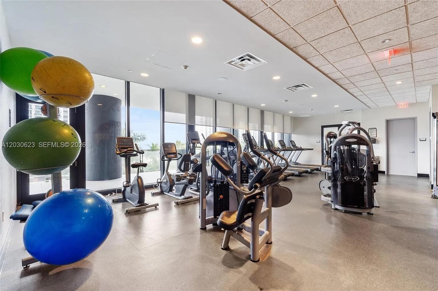 5300 Paseo Blvd # 1807, Doral FL 33166 — 14