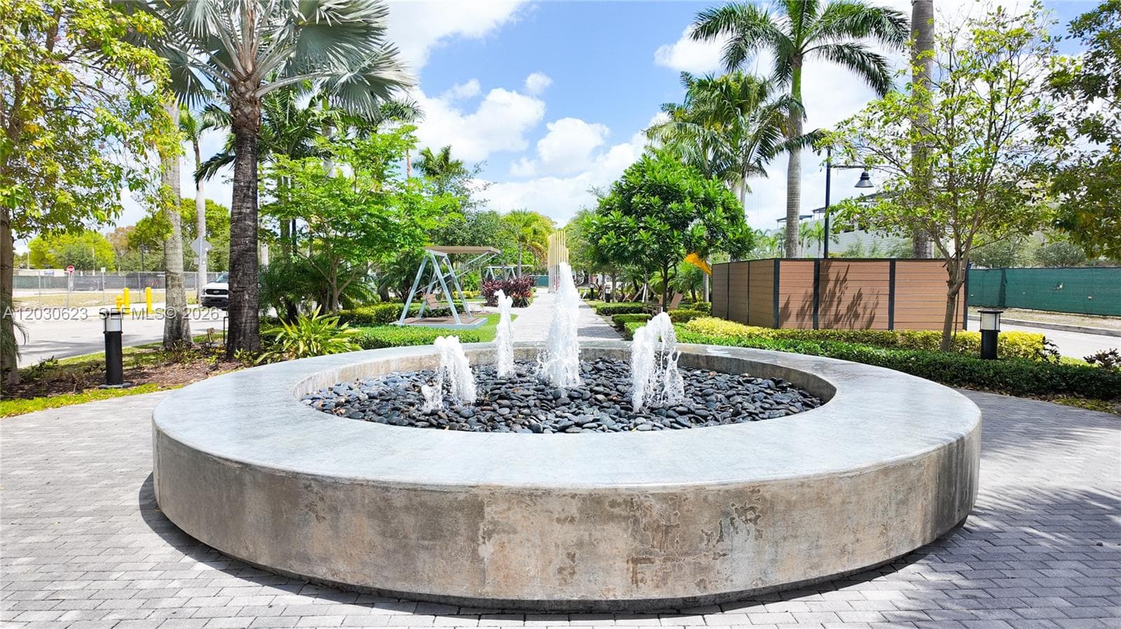 5300 Paseo Blvd # 1807, Doral FL 33166 — 25