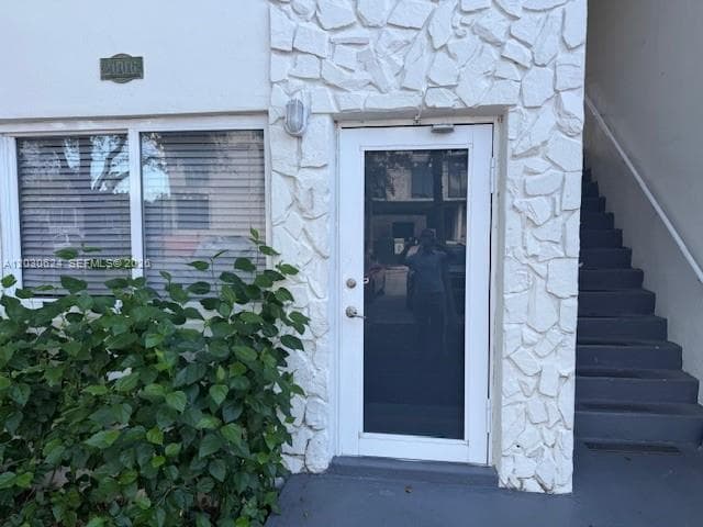 2006 Calais Dr # 1, Miami Beach FL 33141 — 3