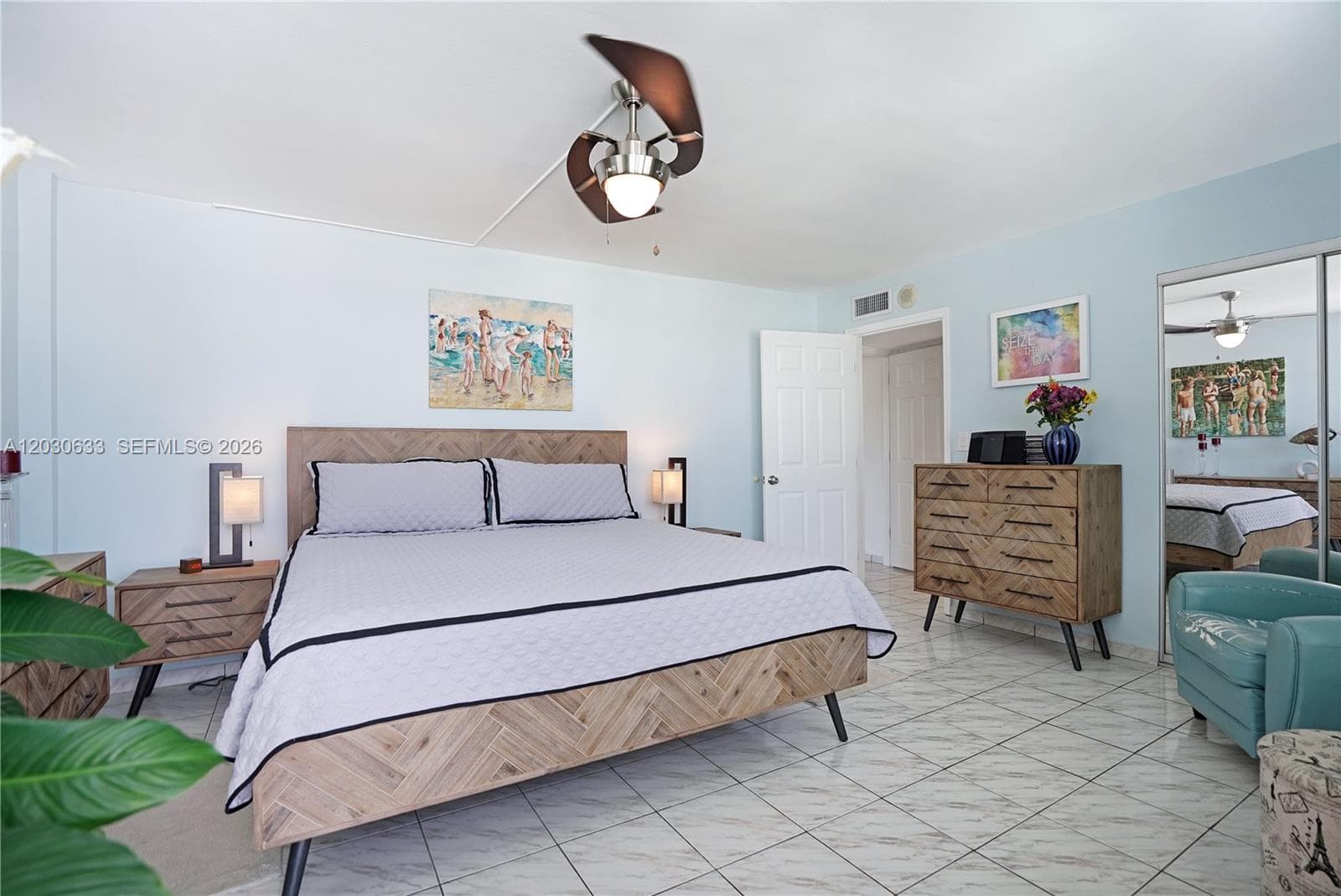 245 18th St # 605, Miami Beach FL 33139 — 19