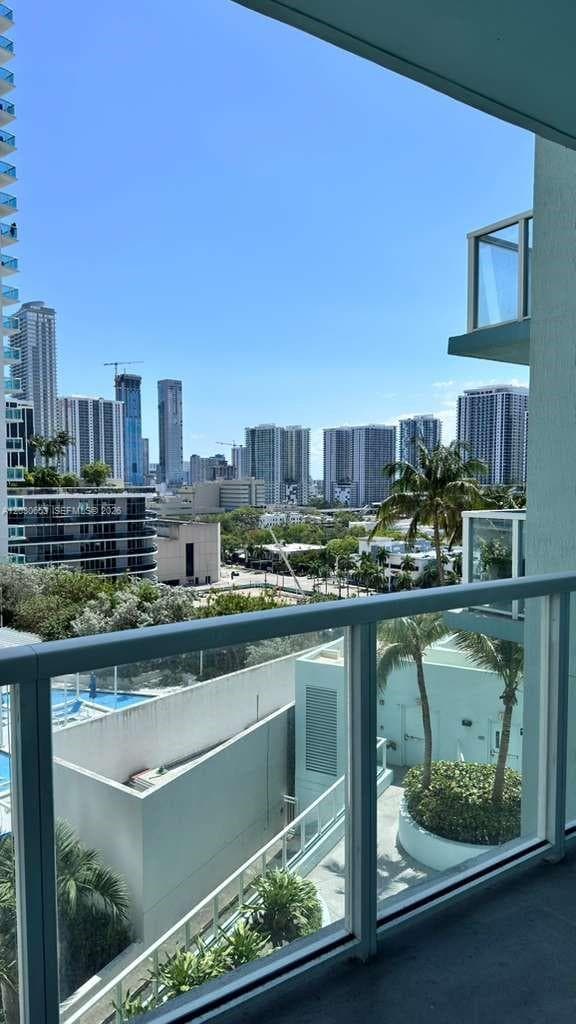 1900 N Bayshore Dr # 1407, Miami FL 33132 — 7