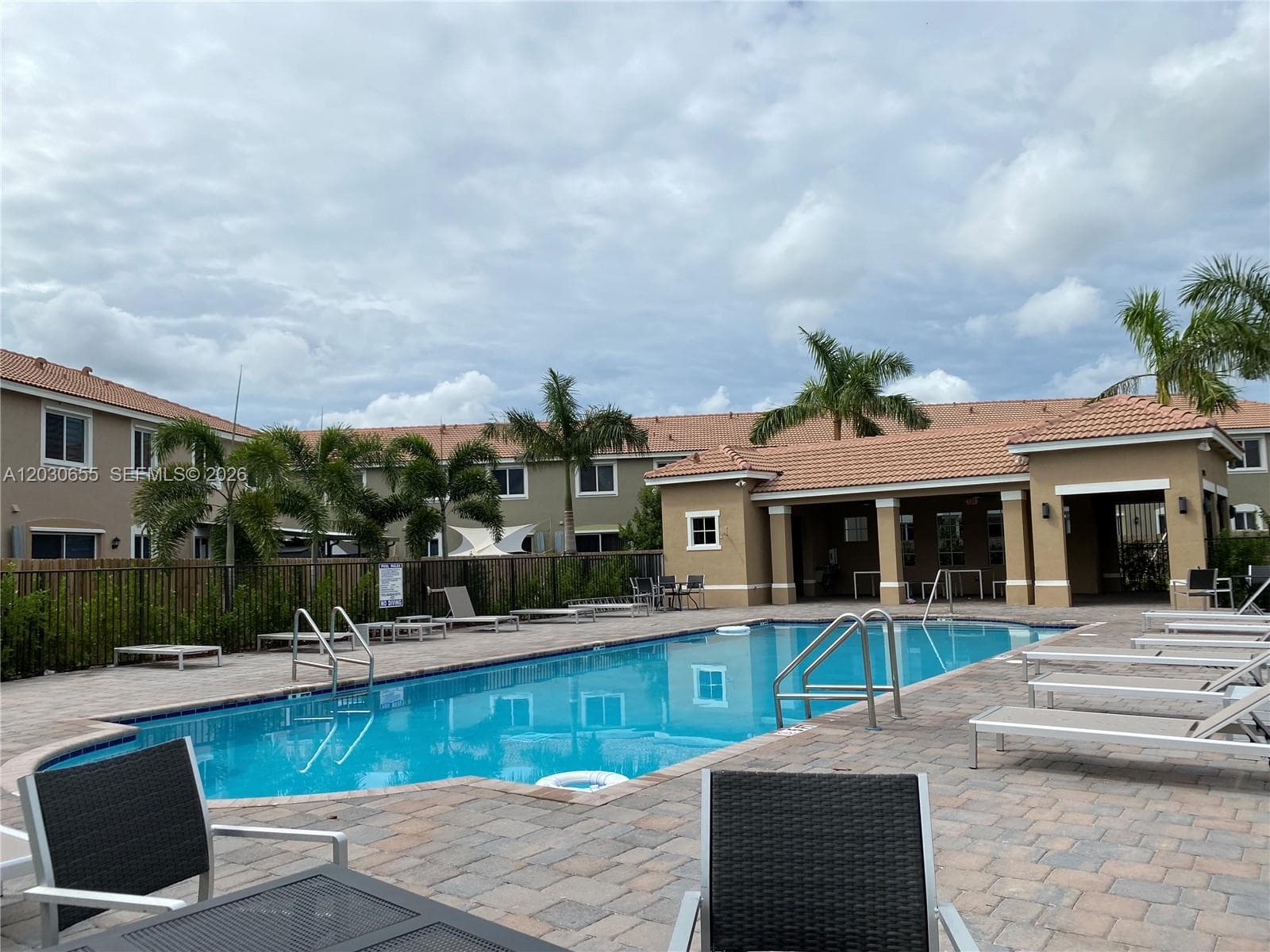 2330 SE 10th St # 2330, Homestead FL 33035 — 32