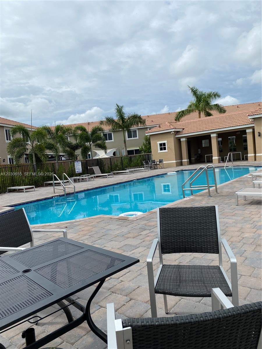 2330 SE 10th St # 2330, Homestead FL 33035 — 31