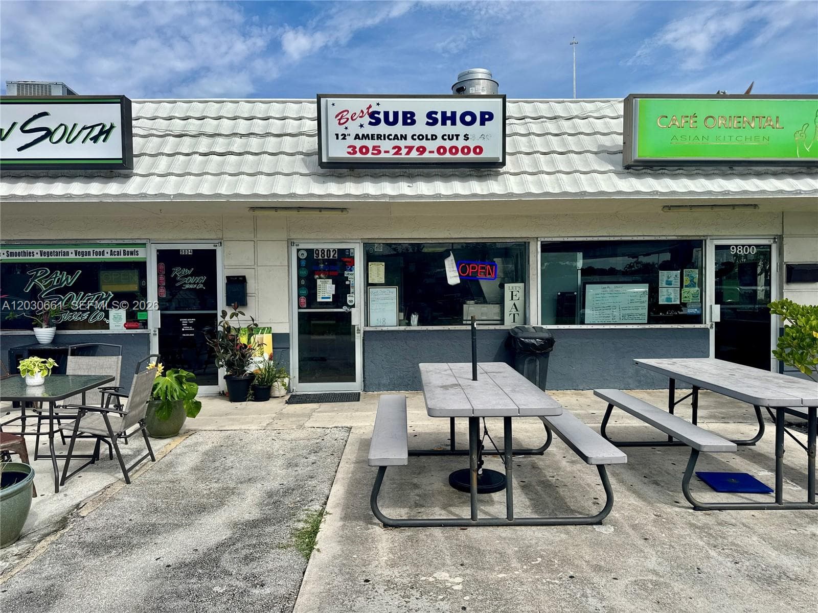Well-Established Award -Winning Sub Shop with Nearly 50 Years of Success, Pinecrest FL 33156 — 2