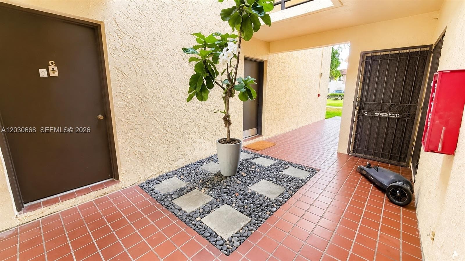 9100 SW 137th Ter # 3, Miami FL 33176 — 9