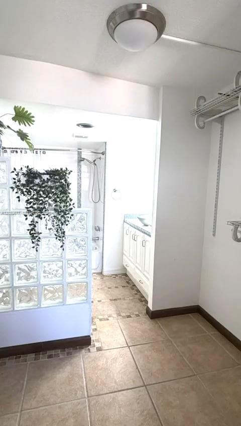3545 NE 166th St # 908, North Miami Beach FL 33160 — 12