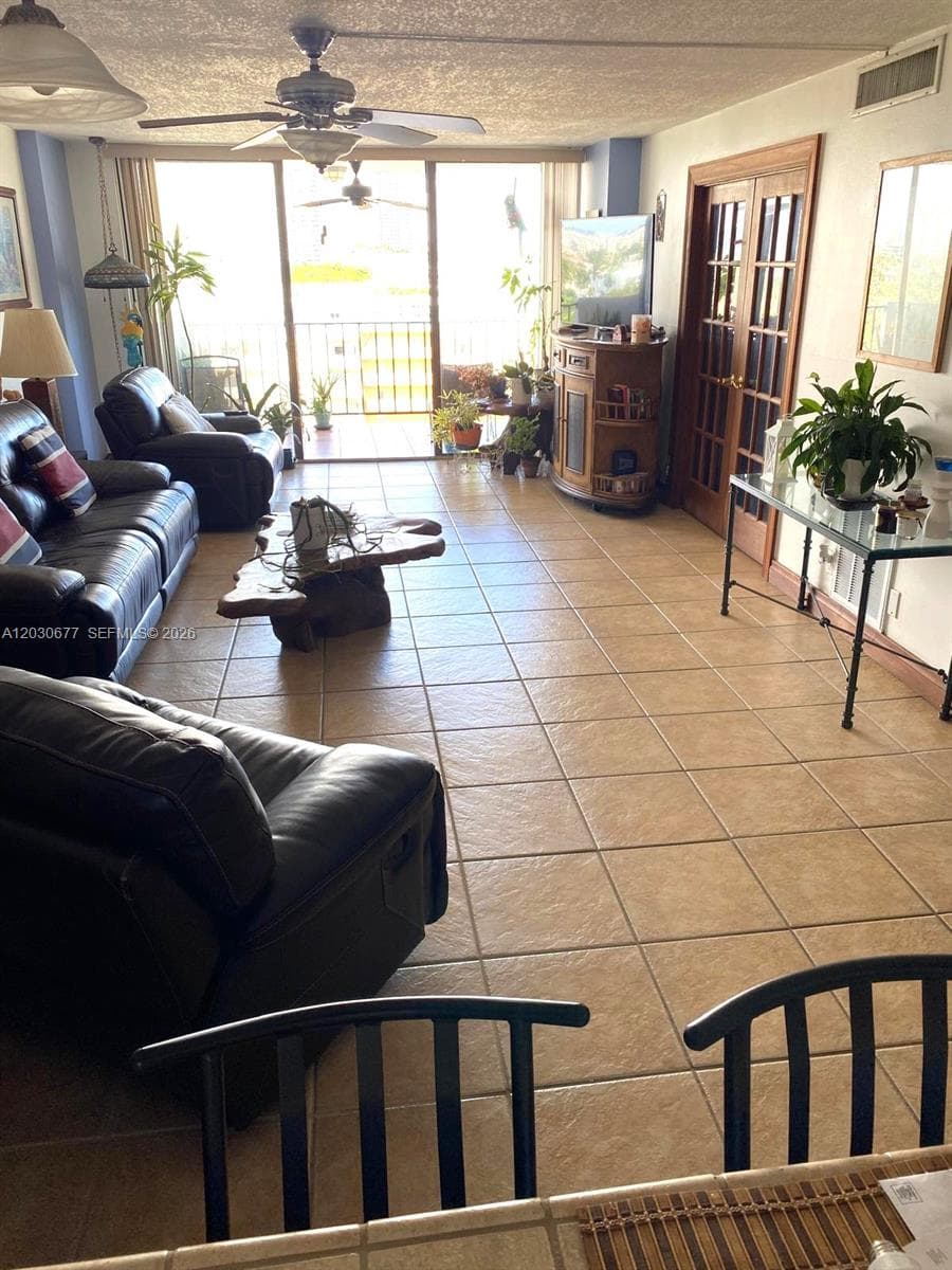 3545 NE 166th St # 908, North Miami Beach FL 33160 — 3