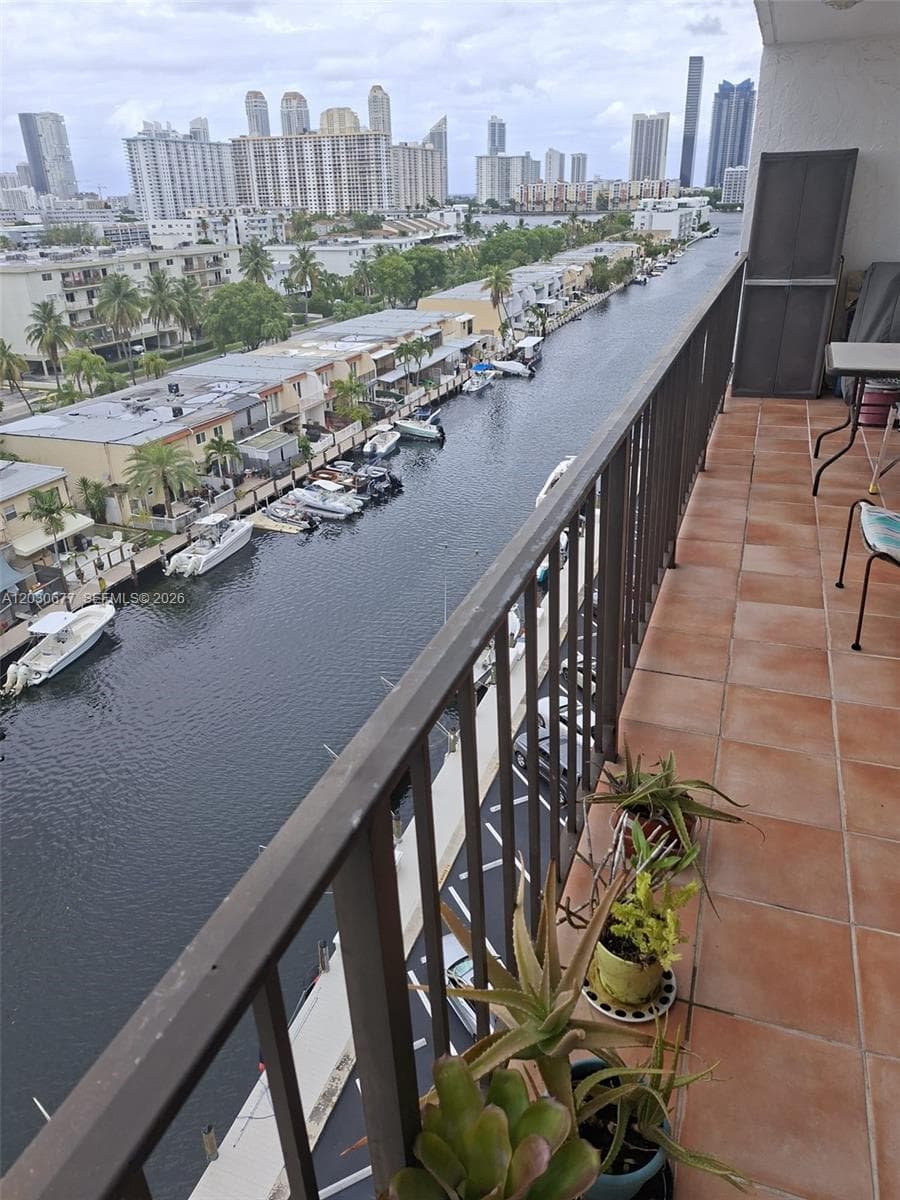 3545 NE 166th St # 908, North Miami Beach FL 33160 — 18