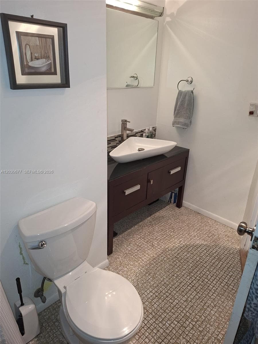 3545 NE 166th St # 908, North Miami Beach FL 33160 — 15