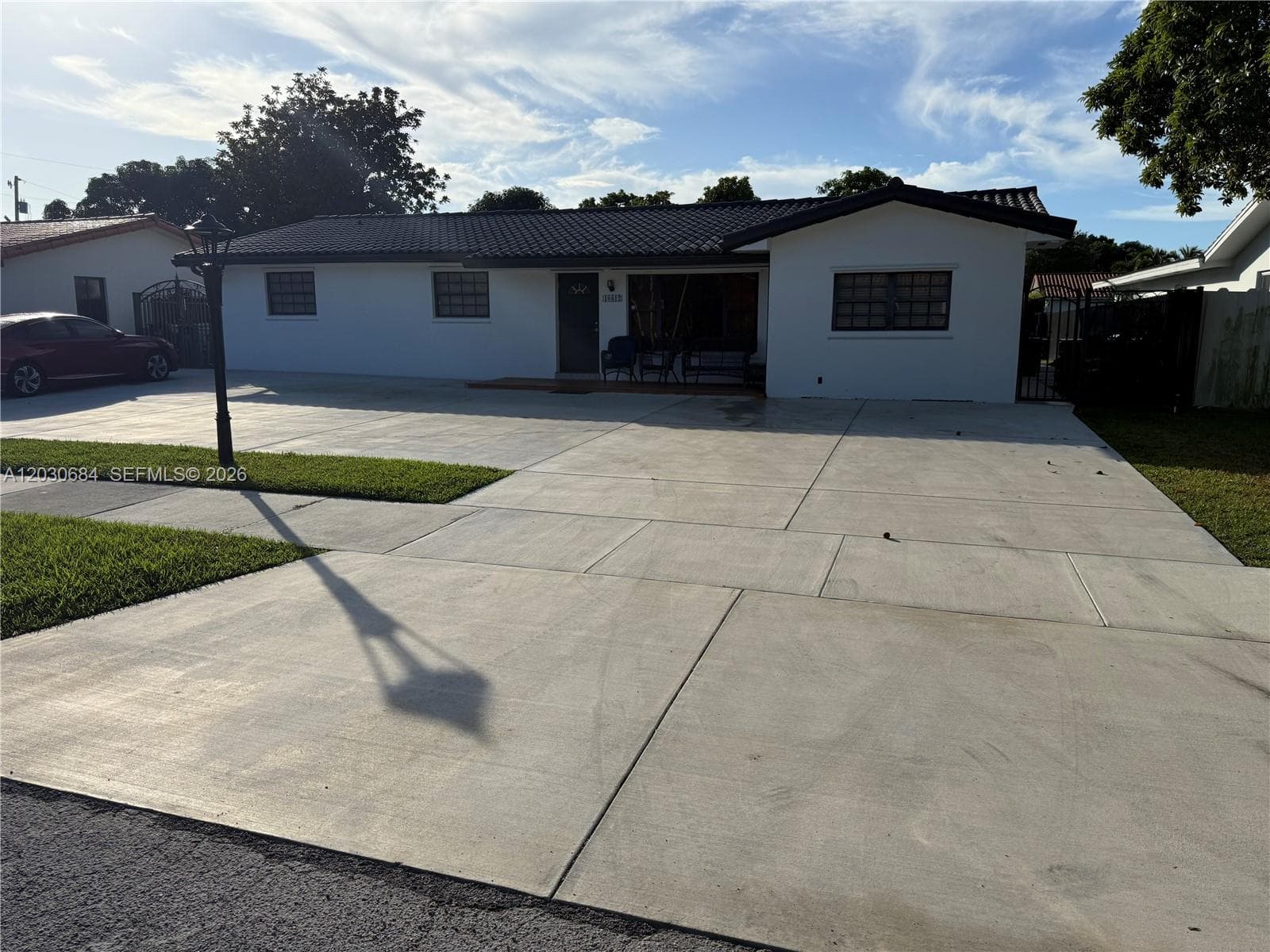 10812 SW 33rd St, Miami FL 33165 — 1