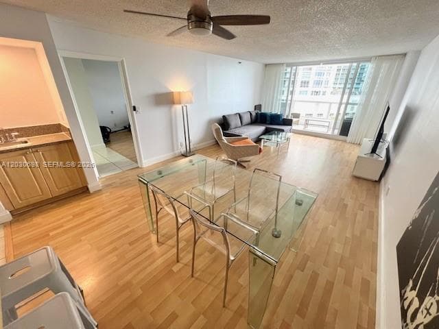 1717 N Bayshore Dr # 1450, Miami FL 33132 — 2