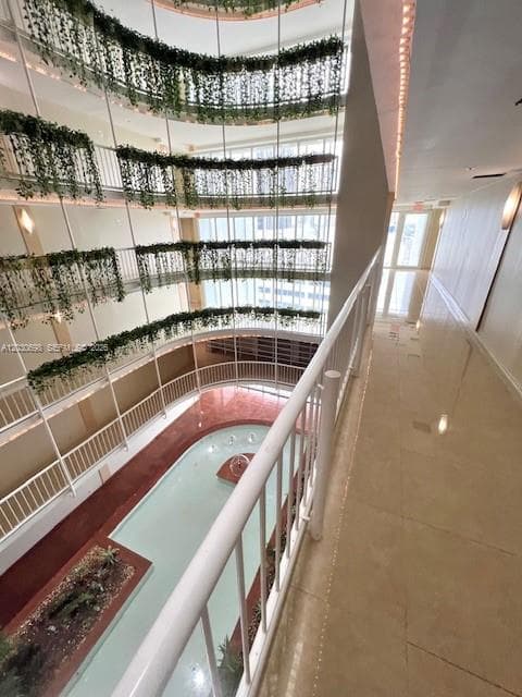 1717 N Bayshore Dr # 1450, Miami FL 33132 — 36