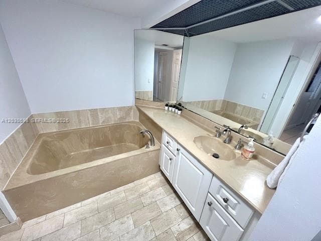 1717 N Bayshore Dr # 1450, Miami FL 33132 — 20