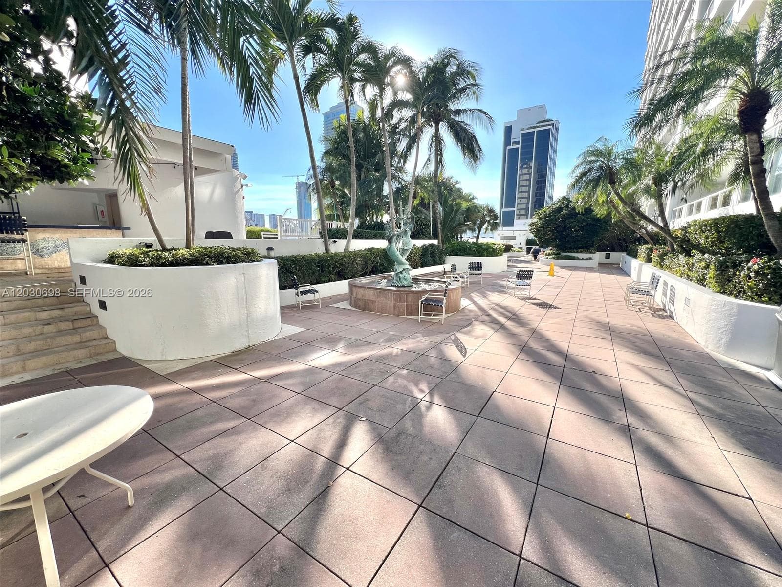 1717 N Bayshore Dr # 1450, Miami FL 33132 — 38