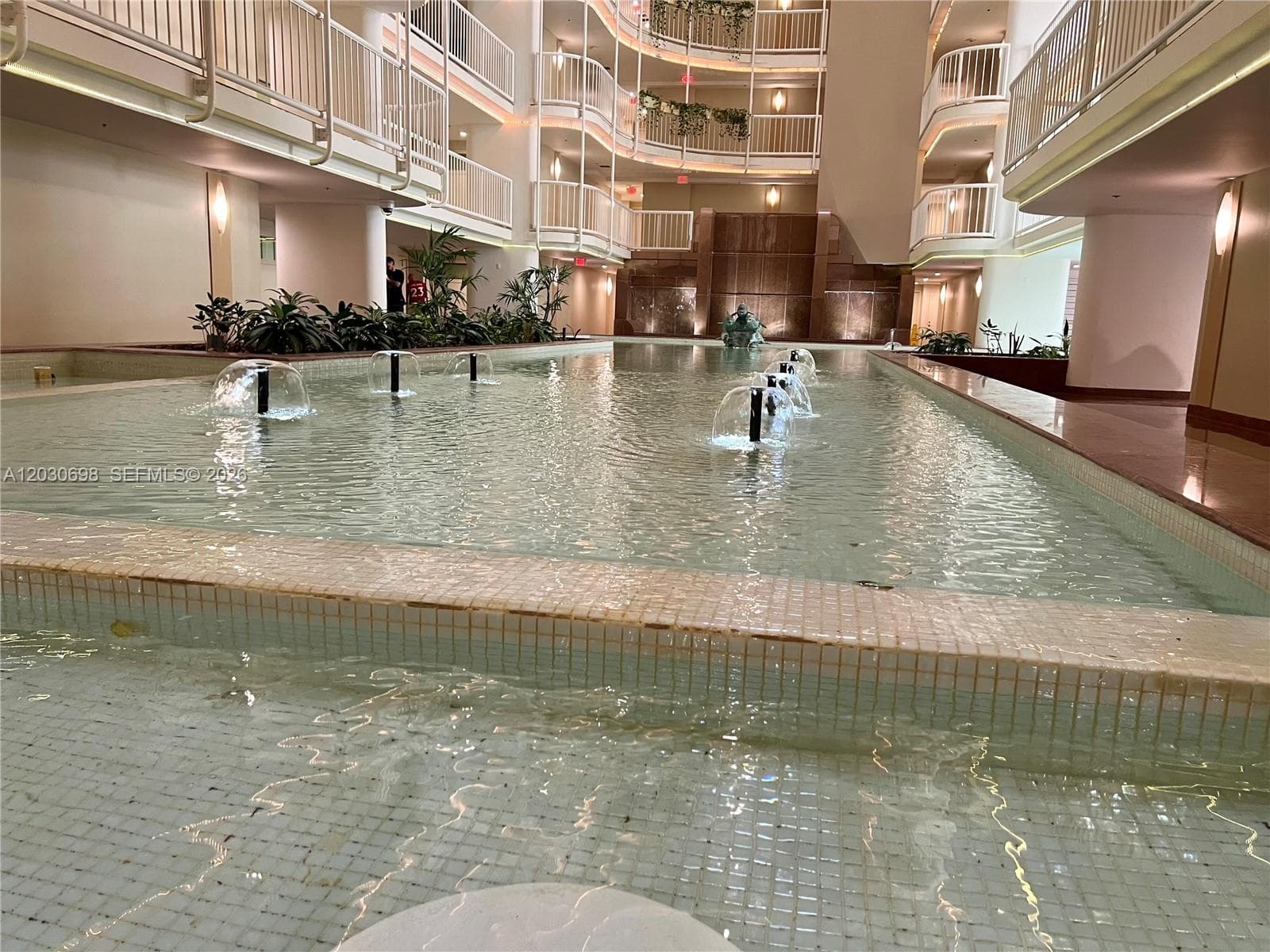 1717 N Bayshore Dr # 1450, Miami FL 33132 — 37