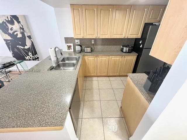 1717 N Bayshore Dr # 1450, Miami FL 33132 — 15