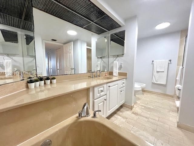1717 N Bayshore Dr # 1450, Miami FL 33132 — 21