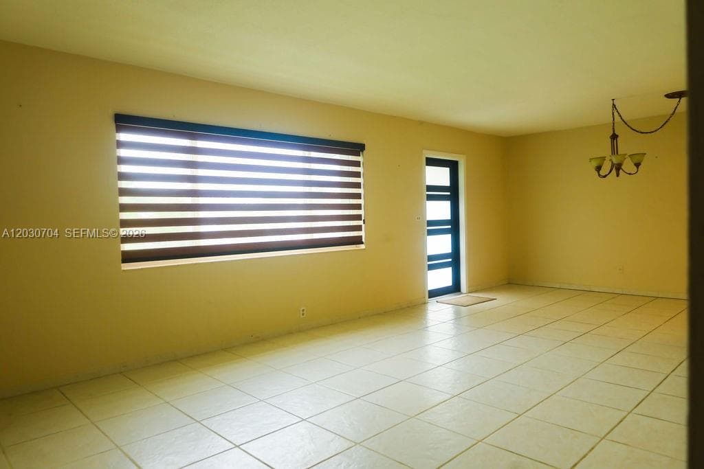 161 E 36th St, Hialeah FL 33013 — 19