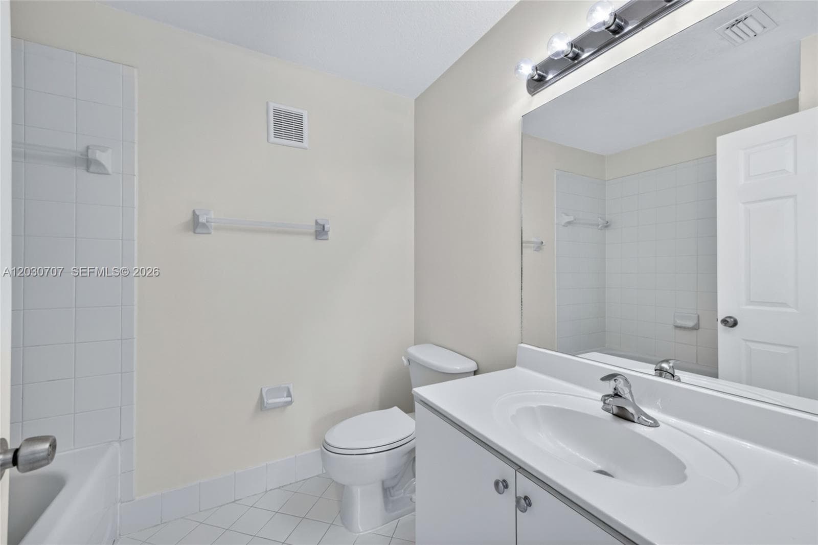 2721 SE 12th Pl # 206, Homestead FL 33035 — 19