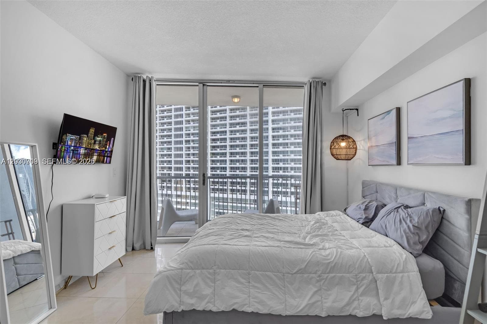 1750 N Bayshore Dr # 1204, Miami FL 33132 — 5