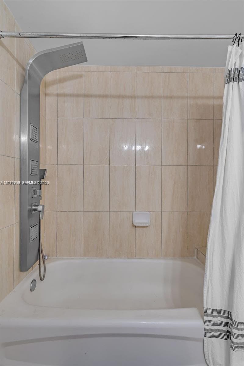 1750 N Bayshore Dr # 1204, Miami FL 33132 — 11