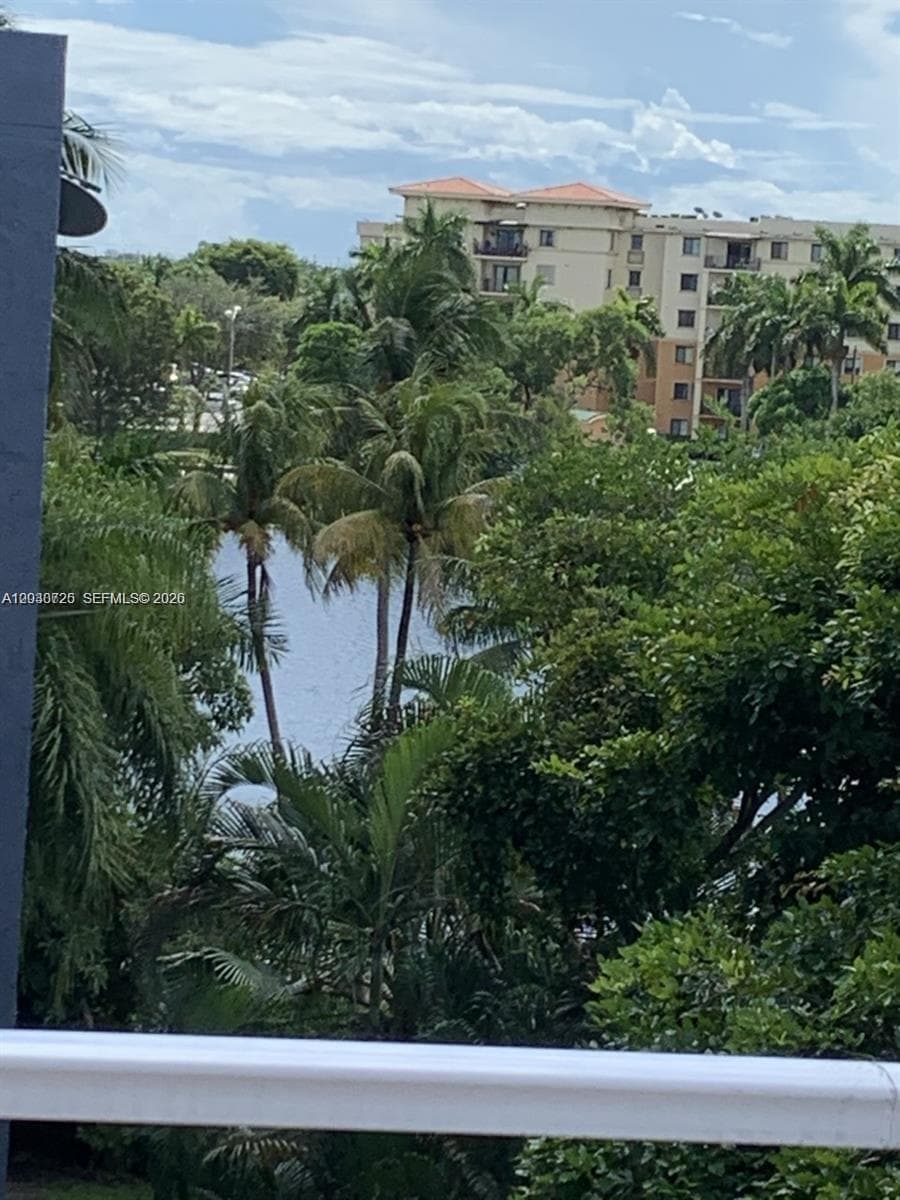 The Beach Club Fontainebl, Miami, FL — 19