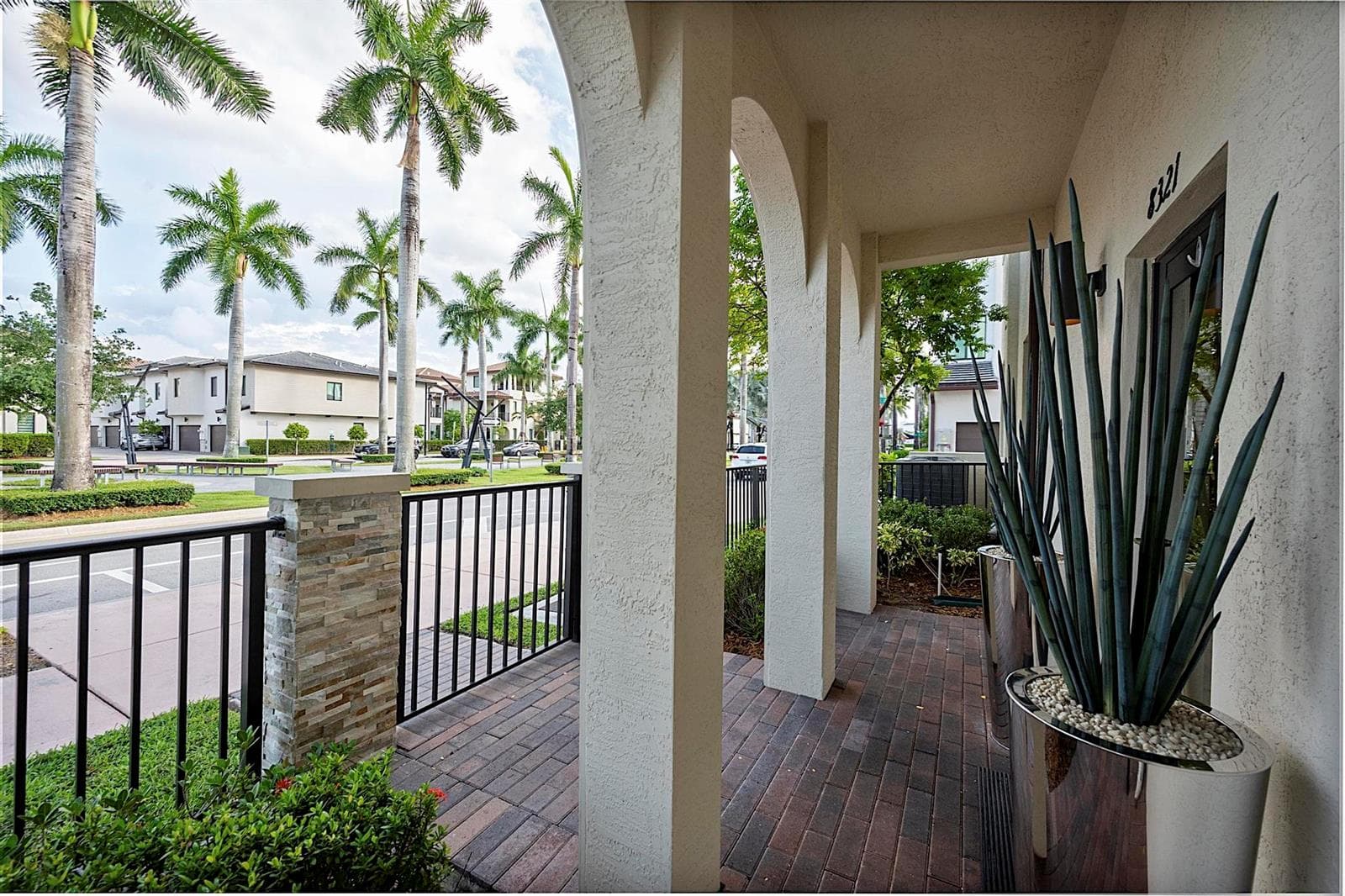 8321 Central Park Boulevard, Doral FL 33166 — 13