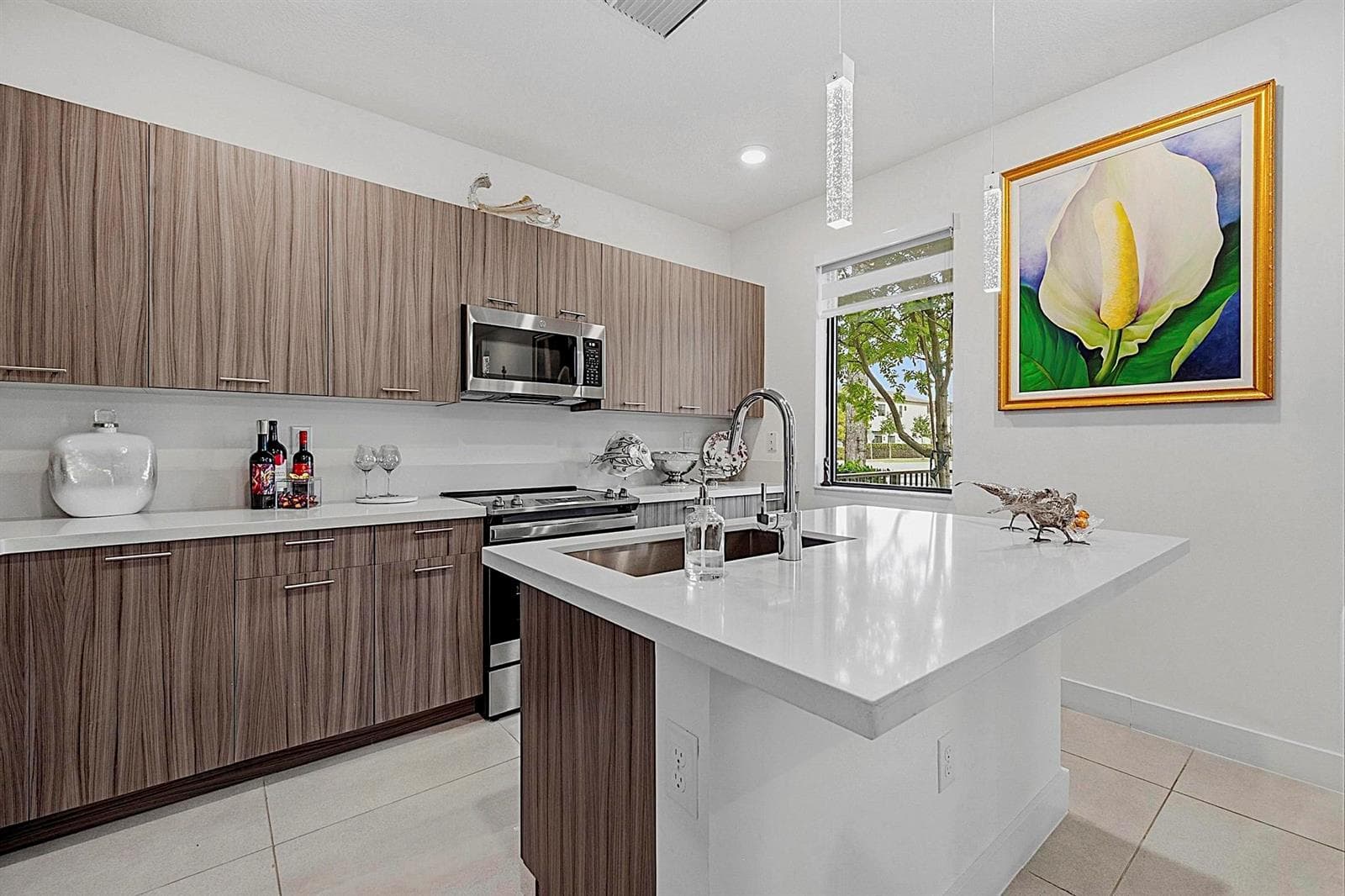 8321 Central Park Boulevard, Doral FL 33166 — 15