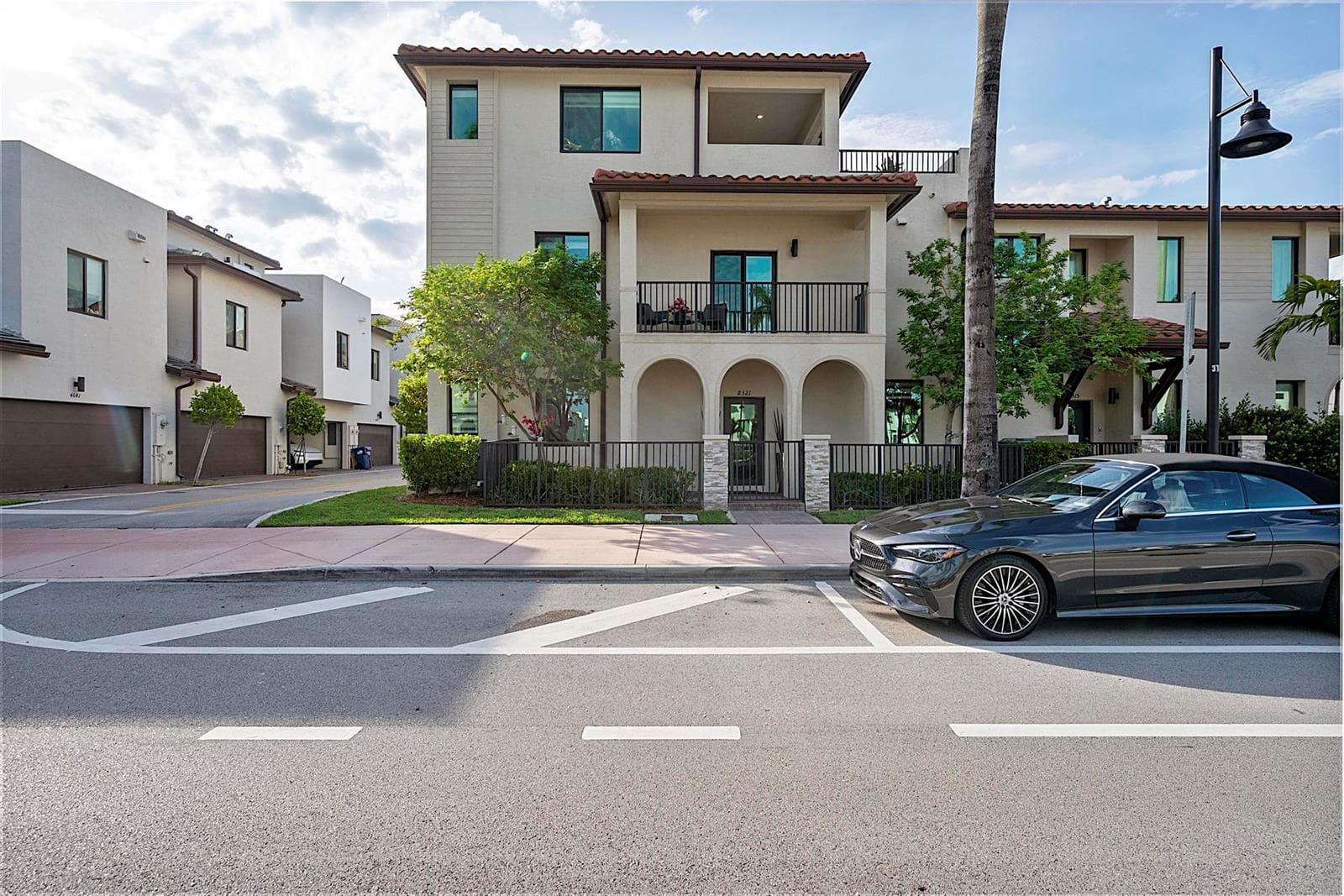 8321 Central Park Boulevard, Doral FL 33166 — 4