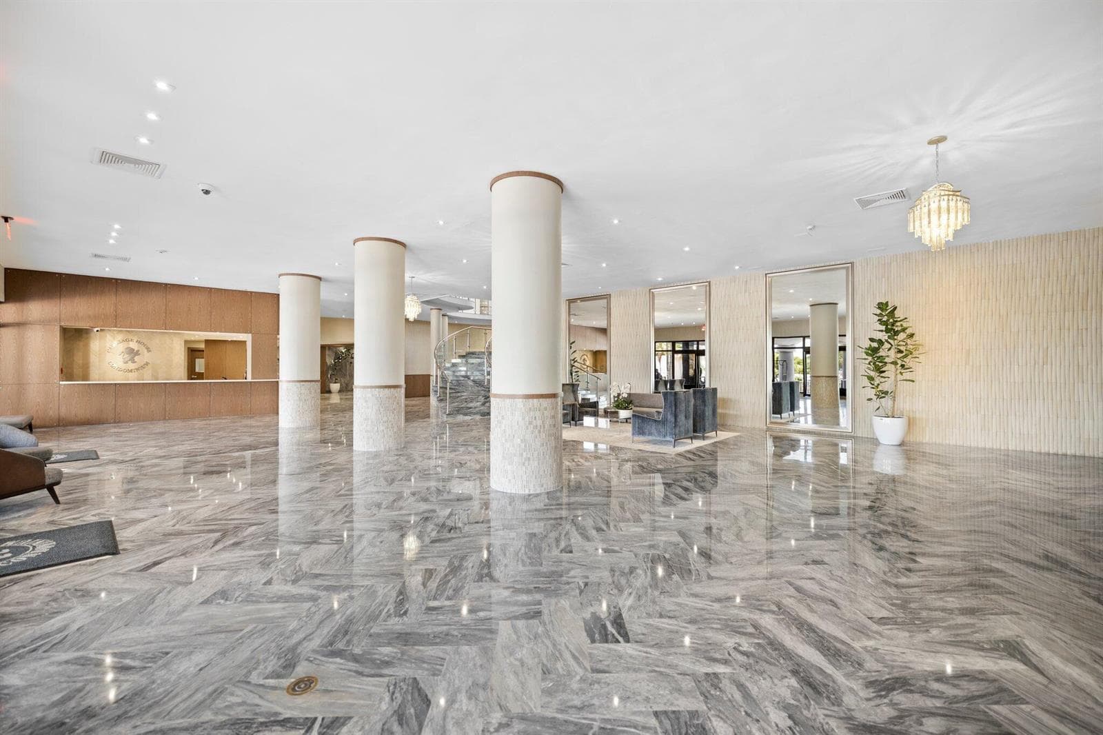 5401 Collins Avenue # 620, Miami Beach FL 33140 — 27