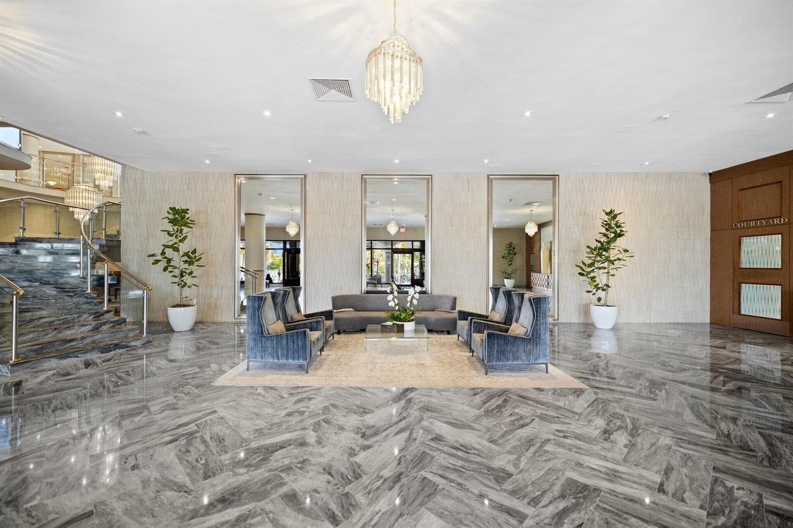 5401 Collins Avenue # 620, Miami Beach FL 33140 — 25