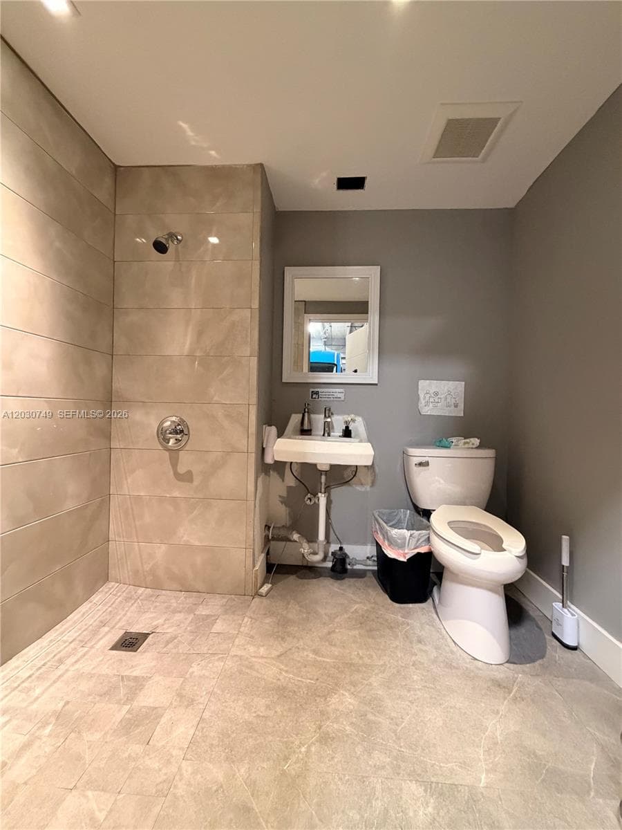 4705 SW 74th Ave, Miami FL 33155 — 17