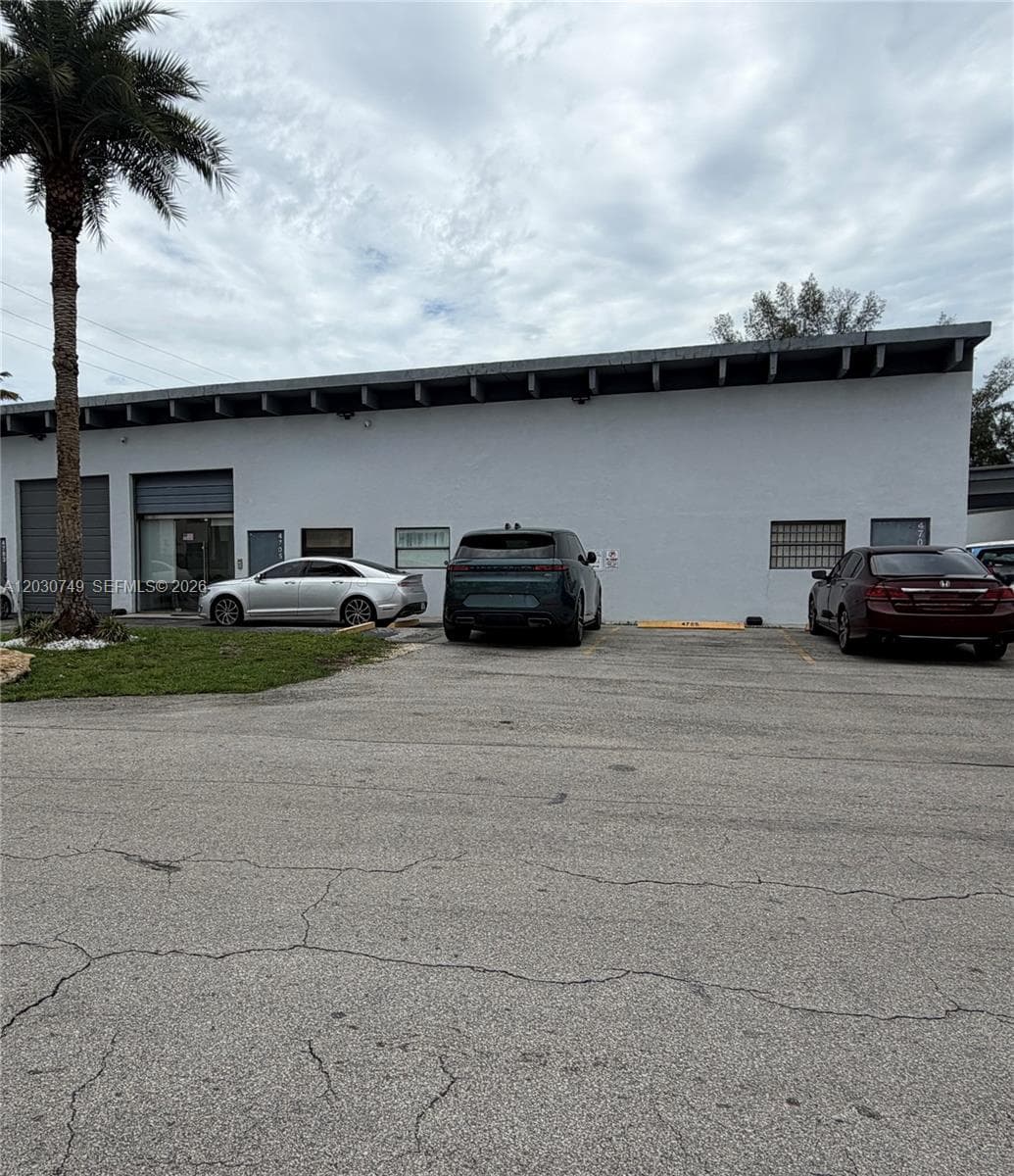 4705 SW 74th Ave, Miami FL 33155 — 19