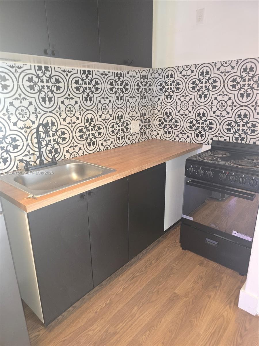 66 W 13th St # 3, Hialeah FL 33010 — 2