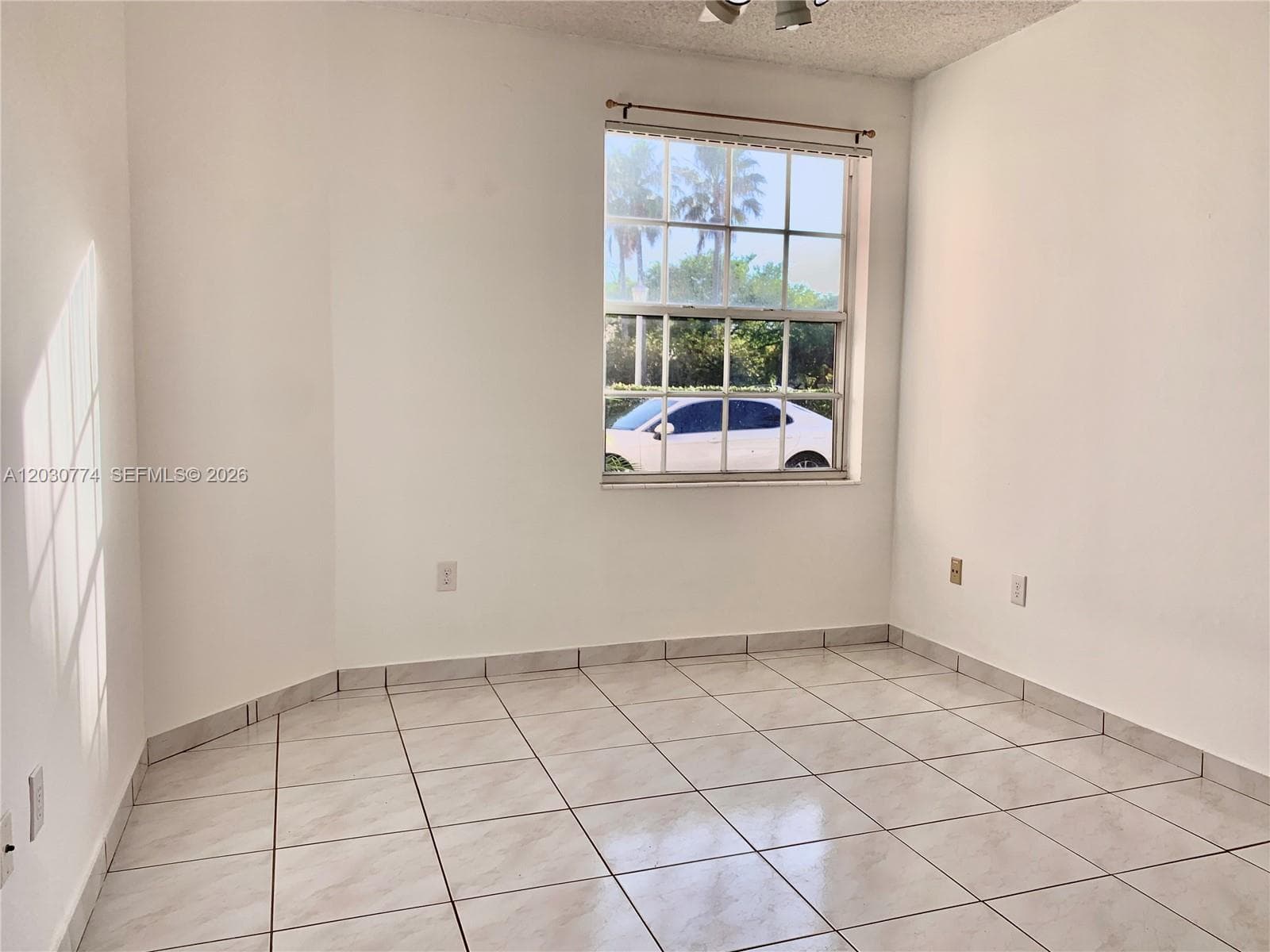 14807 Balgowan Rd # 12, Miami Lakes FL 33016 — 10