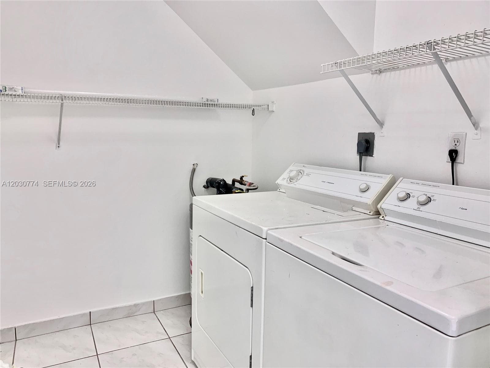 14807 Balgowan Rd # 12, Miami Lakes FL 33016 — 14