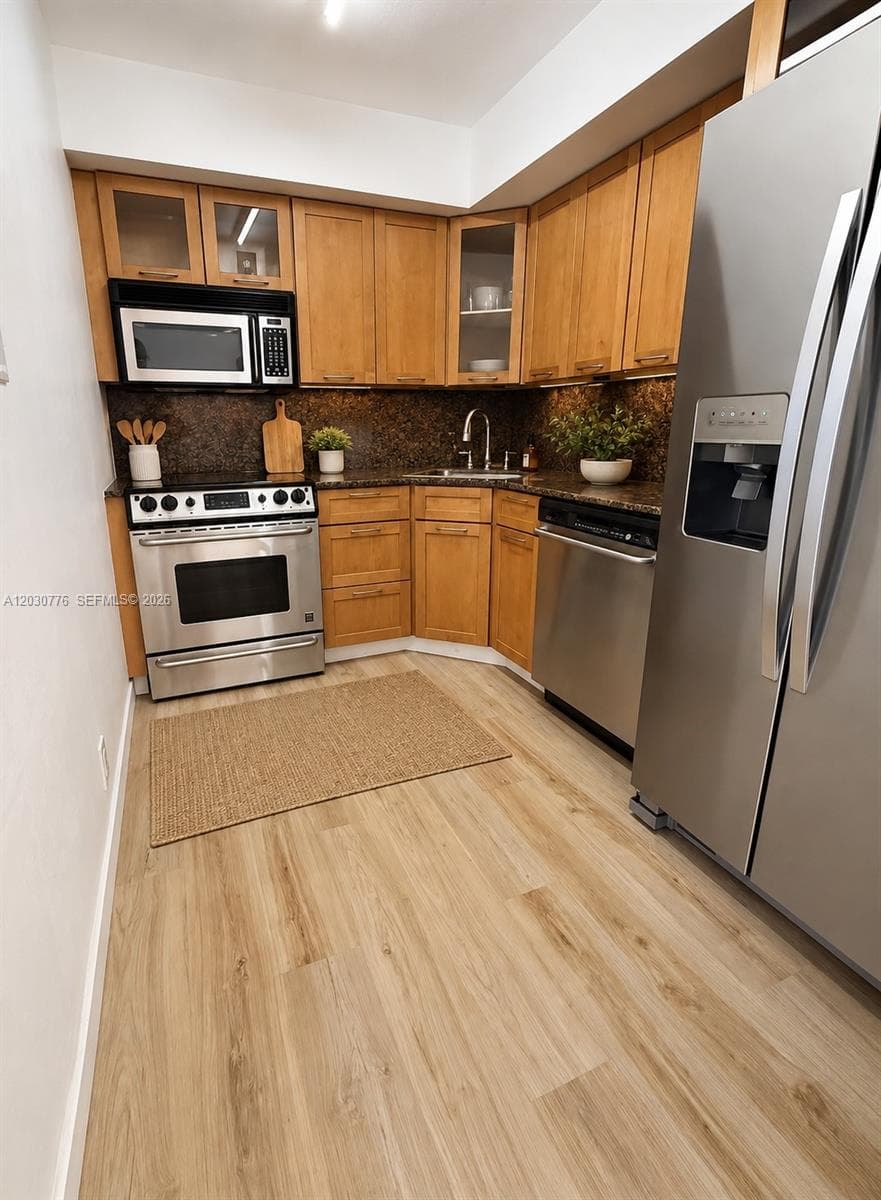 200 SE 15th Rd # 6A, Miami FL 33129 — 5