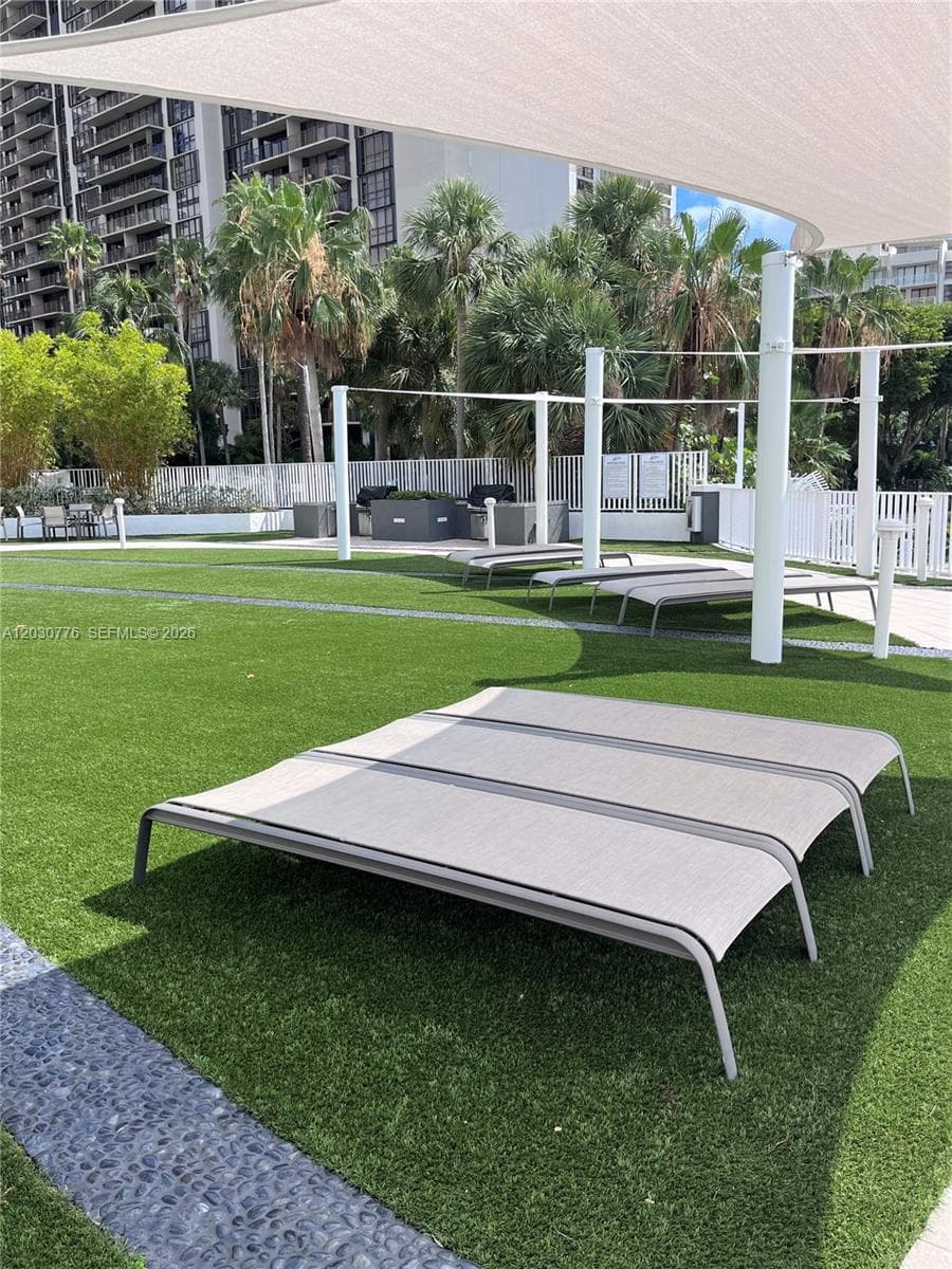 200 SE 15th Rd # 6A, Miami FL 33129 — 19