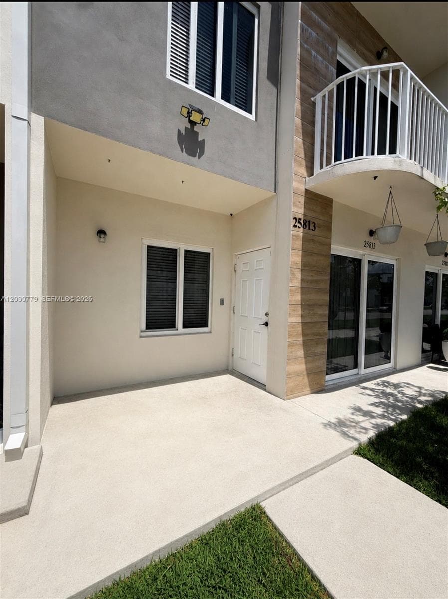 25813 SW 144th Ave, Homestead FL 33032 — 1