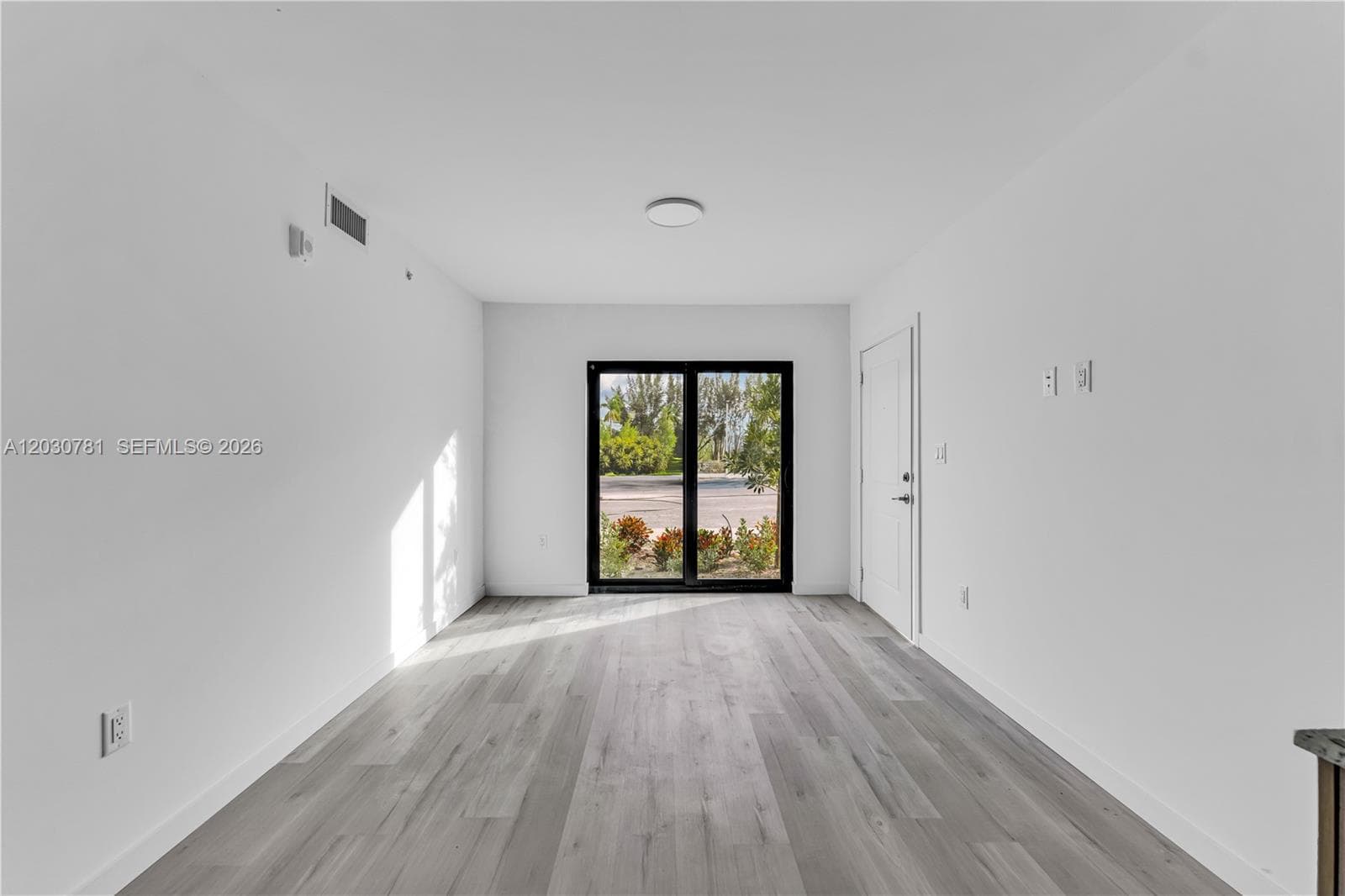 175 NW 160TH ST # 101, North Miami Beach FL 33169 — 2