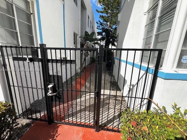 603 7th St # 09, Miami Beach FL 33139 — 30