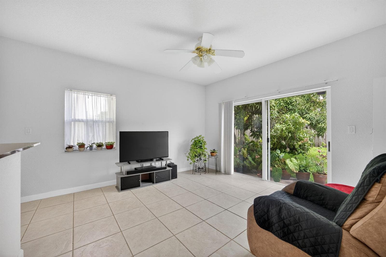 14215 SW 156th Avenue N, Miami FL 33196 — 12