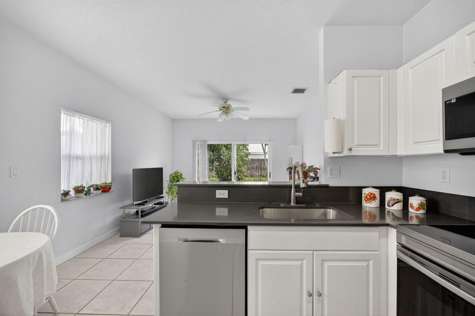 14215 SW 156th Avenue N, Miami FL 33196 — 20