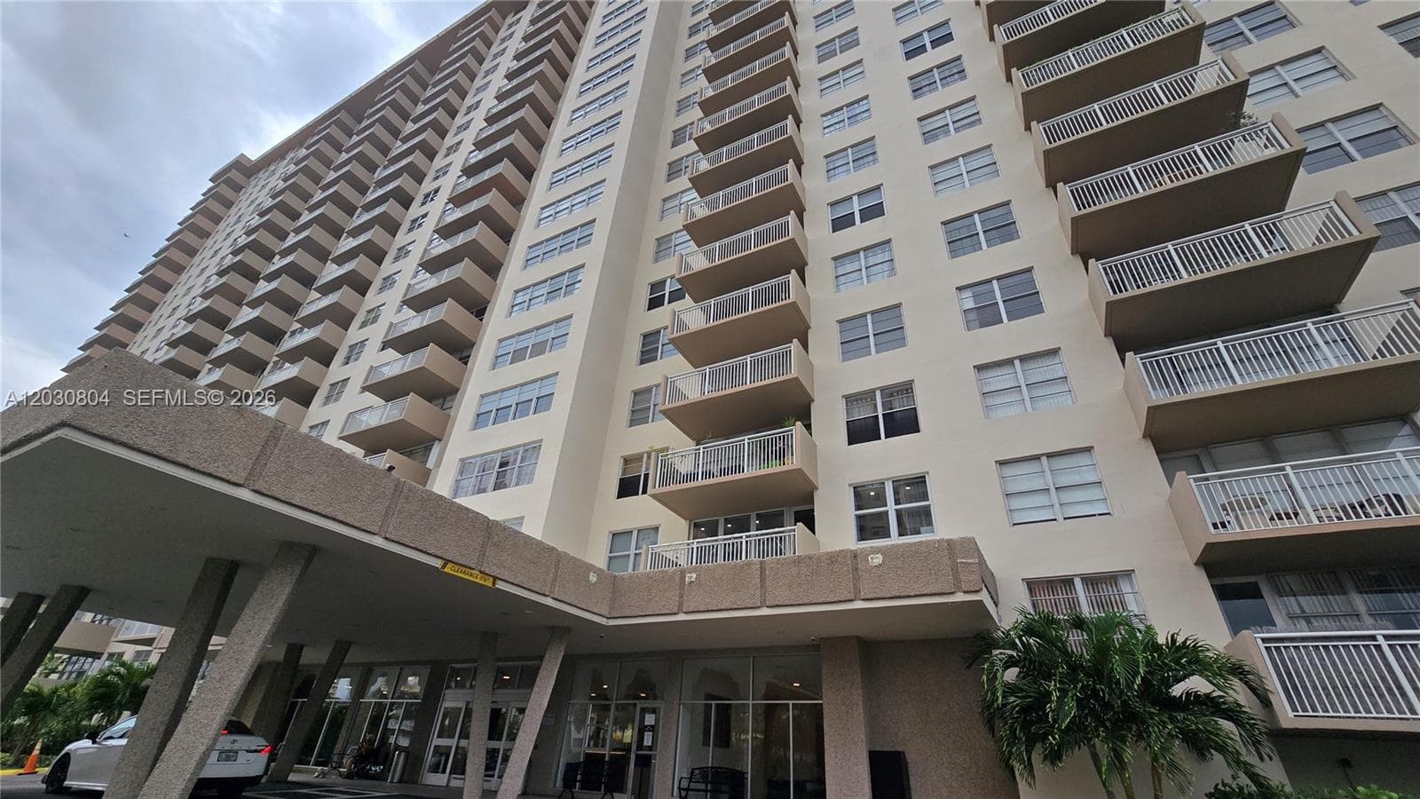 250 174th St # 314, Sunny Isles Beach FL 33160 — 18