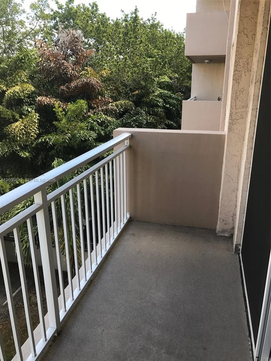 1665 Bay Rd # 416, Miami Beach FL 33139 — 5