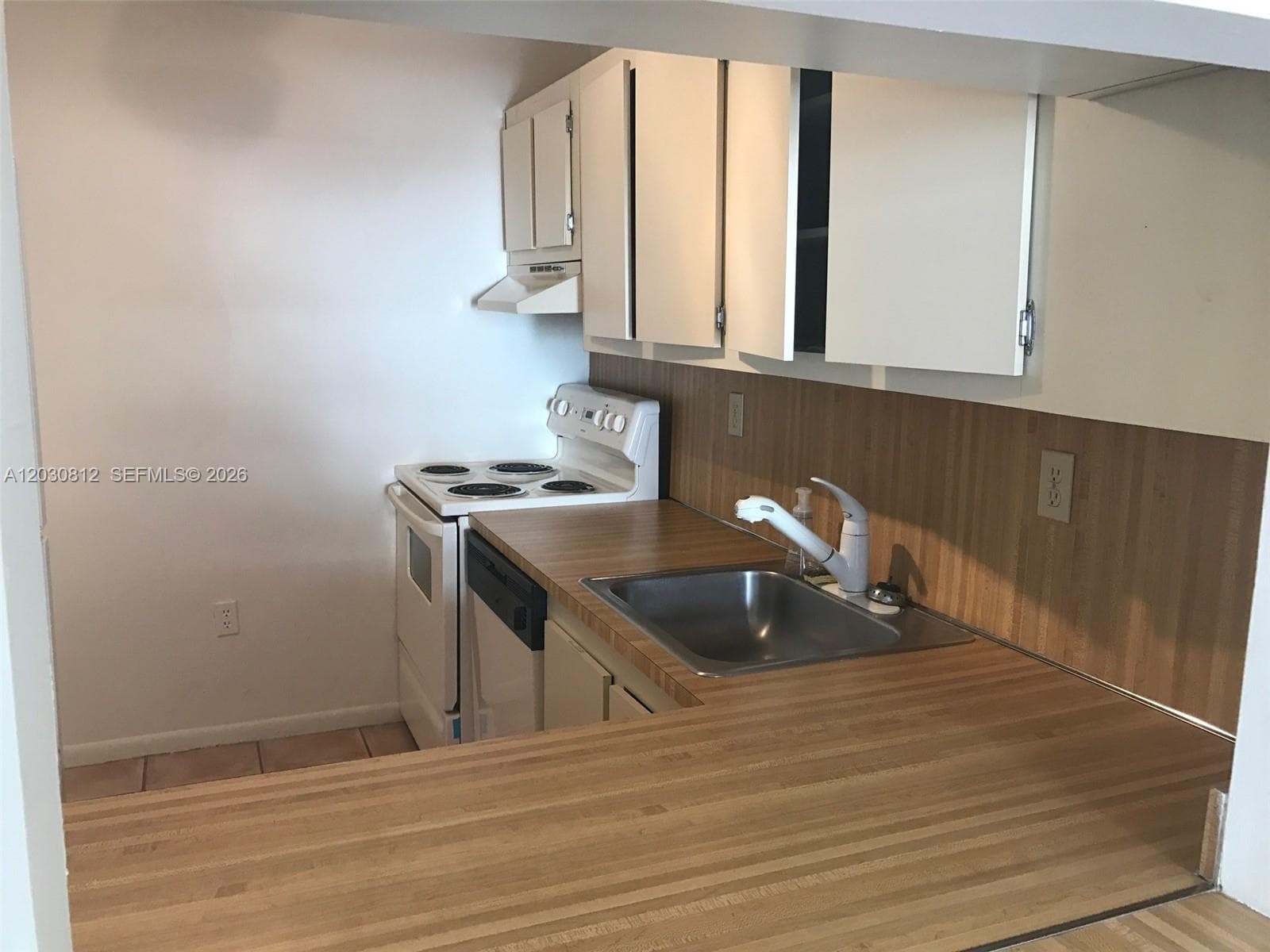 1665 Bay Rd # 416, Miami Beach FL 33139 — 8